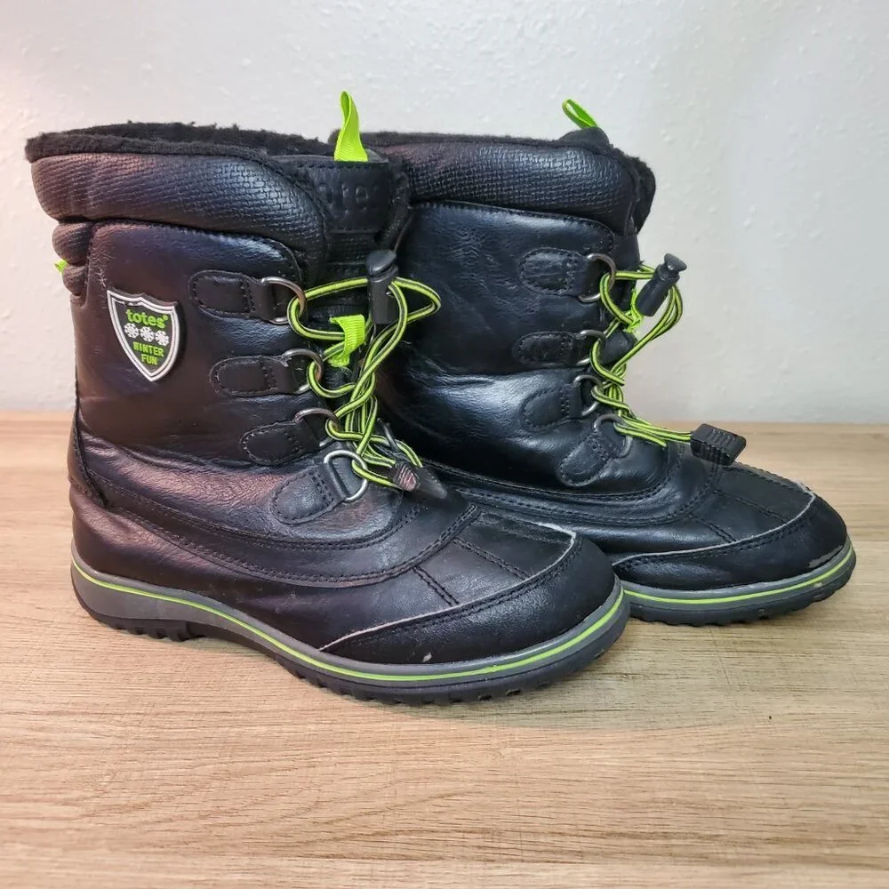 Totes Snow Boots Size 3